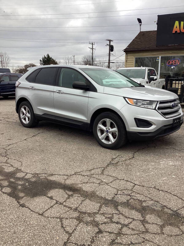 2017 Ford Edge SE photo 13