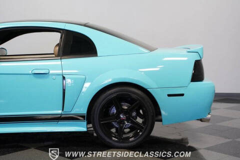 2004 Ford Mustang GT Deluxe