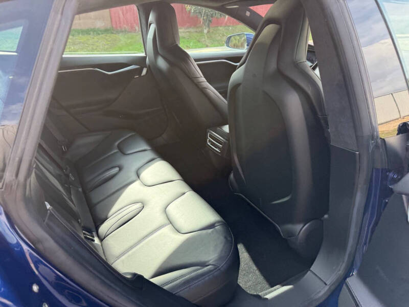 2016 Tesla Model S 70