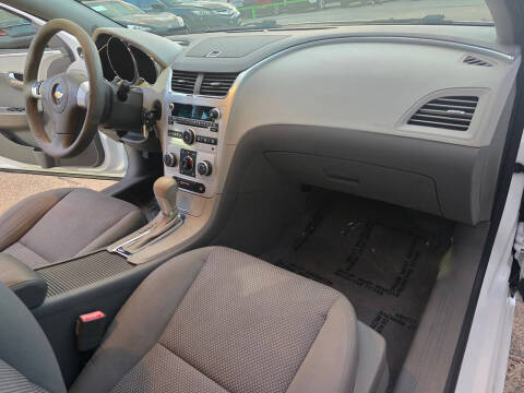 2011 Chevrolet Malibu LS