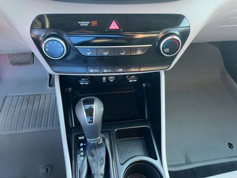 2019 Hyundai Tucson SE