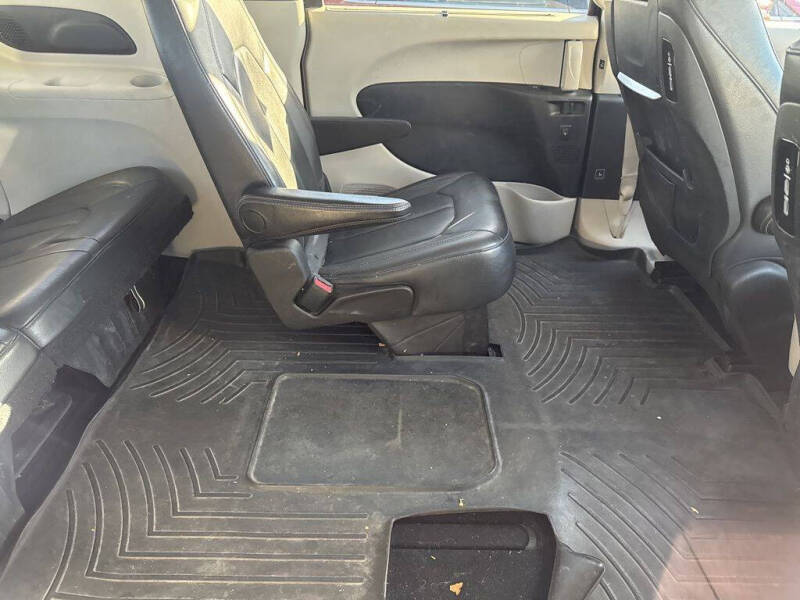 2018 Chrysler Pacifica Touring L Plus