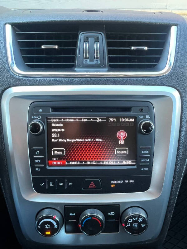 2015 GMC Acadia SLE-2