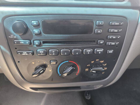 2003 Ford Taurus SES