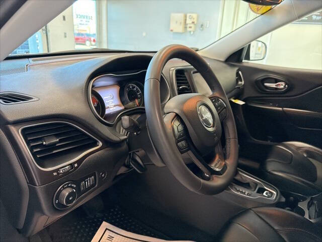 2022 Jeep Cherokee Trailhawk