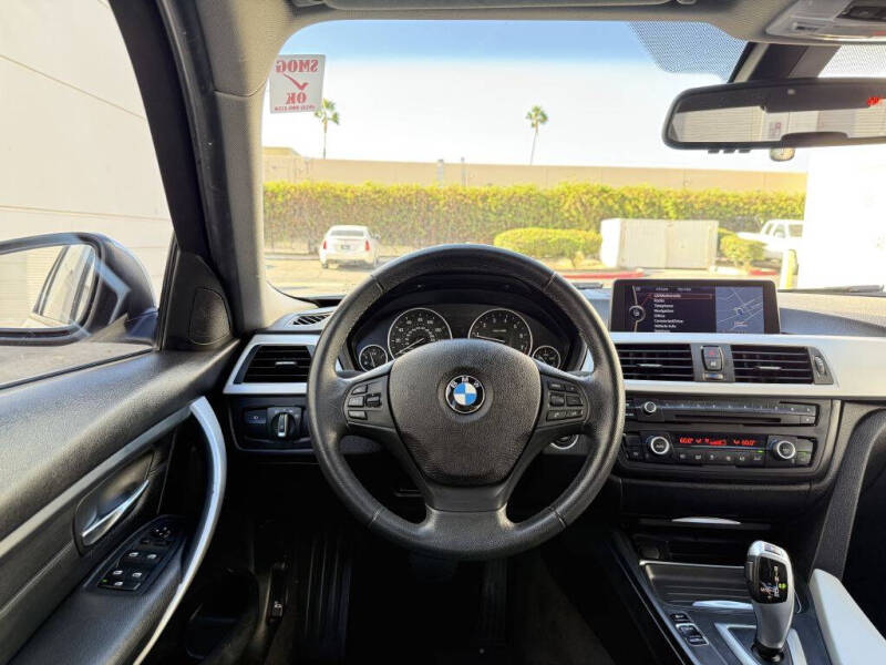 2013 BMW 3 Series 328i