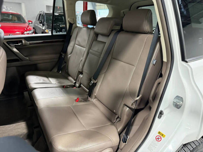 2017 Lexus GX 460