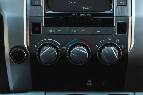 2014 Toyota Tundra SR5