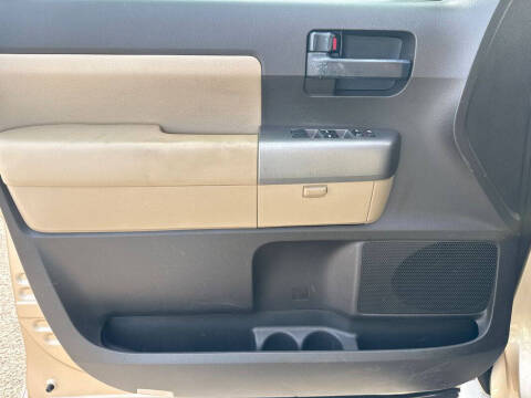 2010 Toyota Sequoia SR5