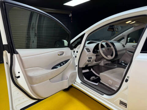 2012 Nissan LEAF