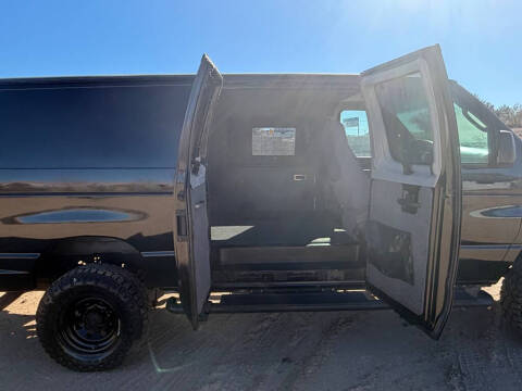 2004 Ford E-Series E-350 SD