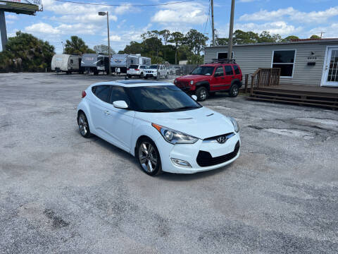 2013 Hyundai Veloster for sale at Friendly Finance Auto Sales in Port Richey FL