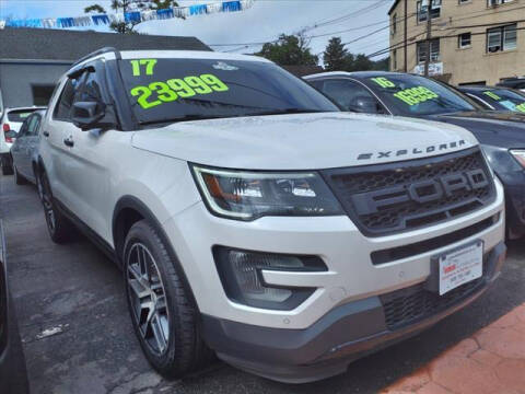 2017 Ford Explorer for sale at M & R Auto Sales INC. in North Plainfield NJ