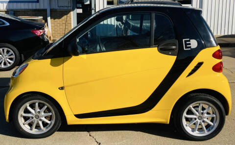 2014 Smart fortwo electric drive for sale at Whitedog Imported Auto Sales in Iowa City IA