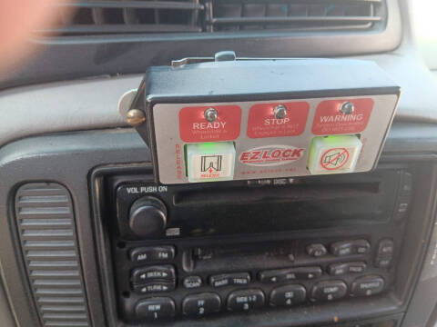 2003 Ford Windstar LX Standard