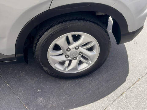 2022 Hyundai Venue SE