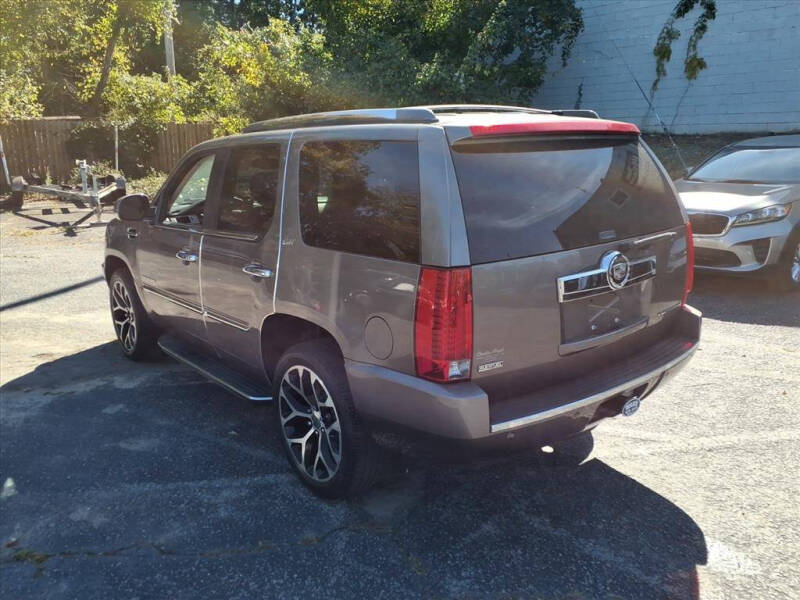 2011 Cadillac Escalade