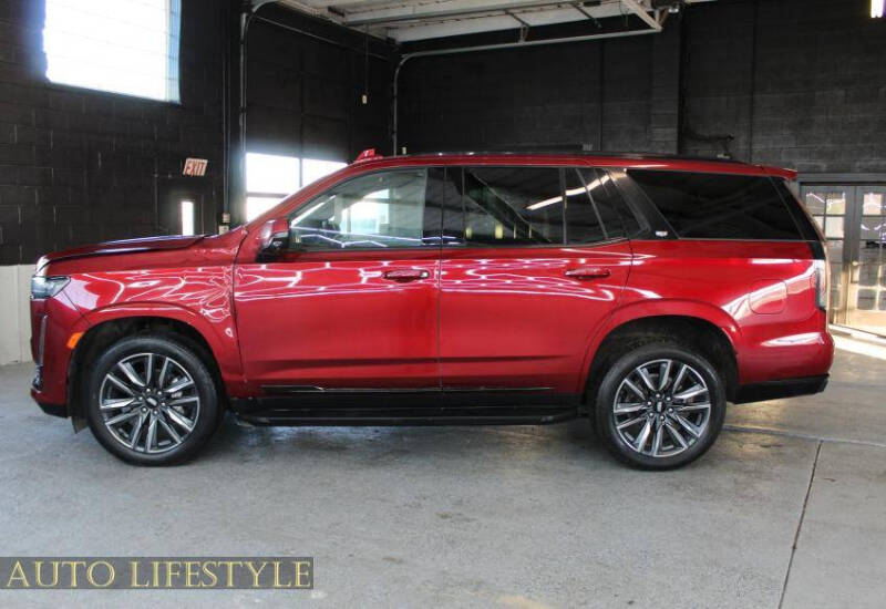 2023 Cadillac Escalade Sport