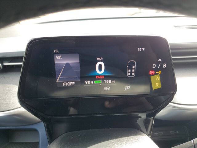 2025 Volkswagen ID. Buzz Pro S Plus 4Motion