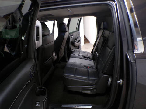 2017 GMC Yukon XL SLT