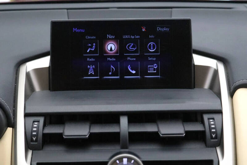 2017 Lexus NX 200t