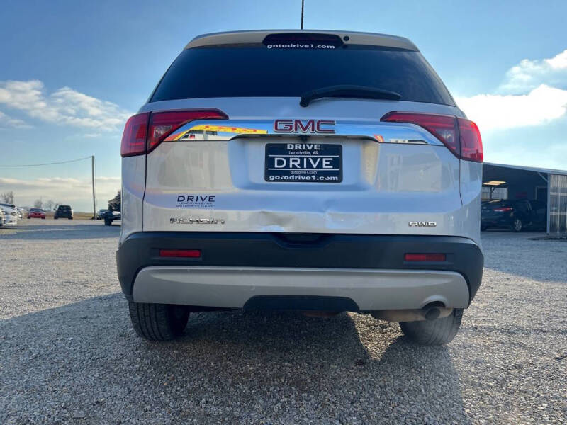 2017 GMC Acadia SLE-2