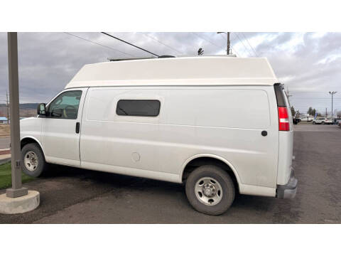 2017 Chevrolet Express 2500