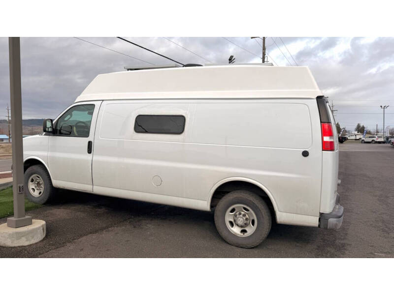 2017 Chevrolet Express 2500