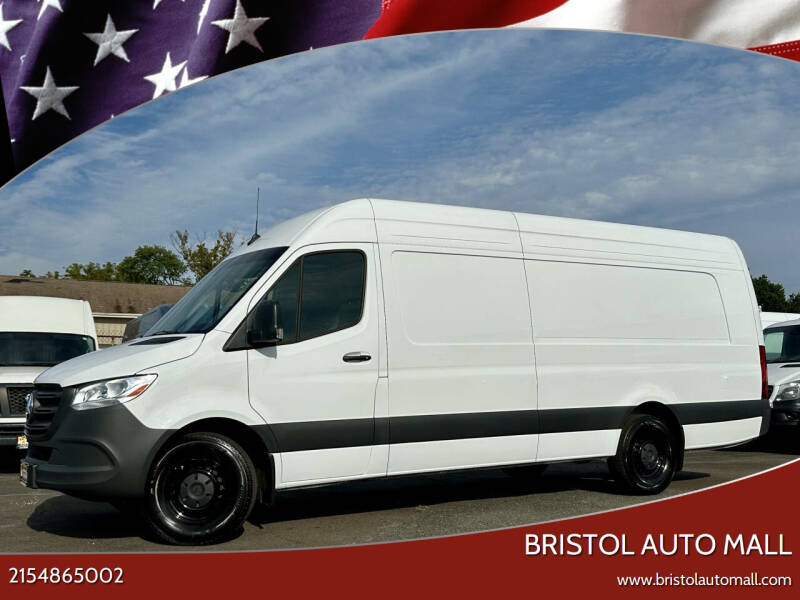 2024 Mercedes-Benz Sprinter Cargo Van Base's photo