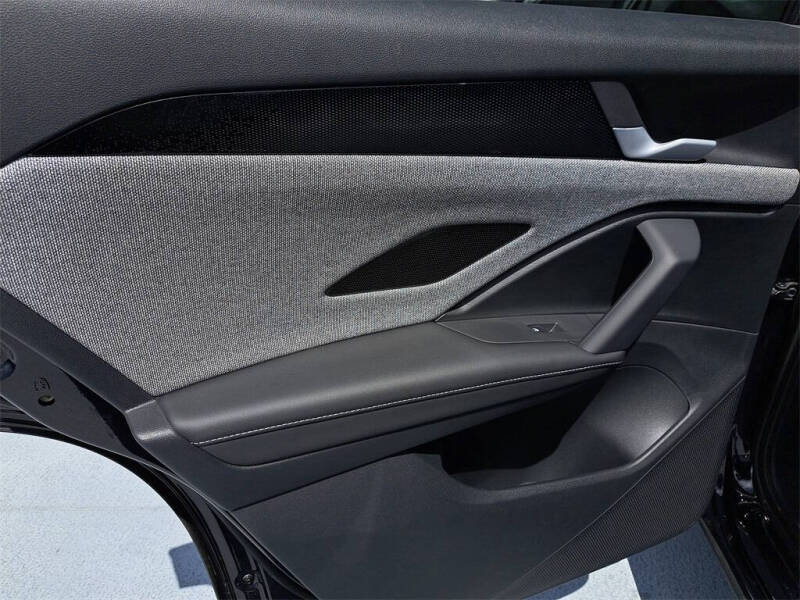 2025 Volkswagen Tiguan S