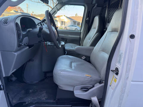 2006 Ford E-Series E-150