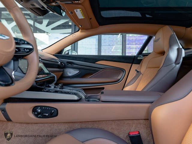 2025 Aston Martin Vanquish