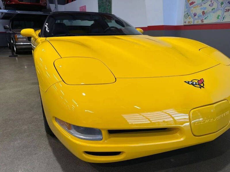 2004 Chevrolet Corvette