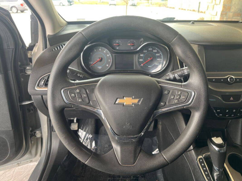 2018 Chevrolet Cruze LT Auto
