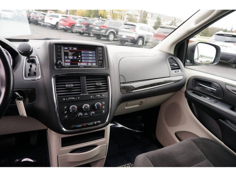 2017 Dodge Grand Caravan SE