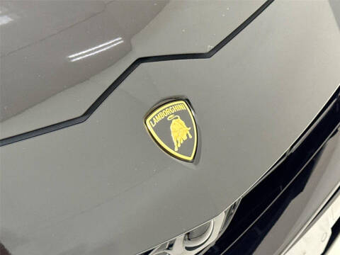 2020 Lamborghini Urus