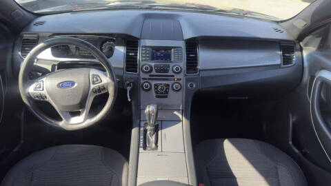 2017 Ford Taurus SEL