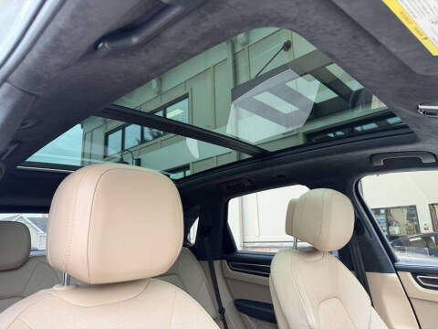 2022 Porsche Cayenne Turbo