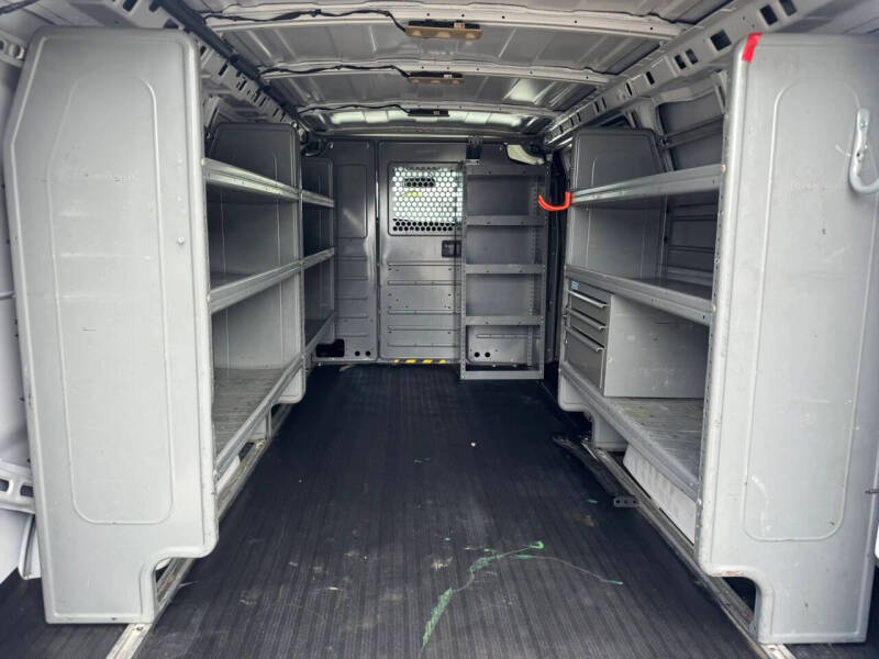 2020 Chevrolet Express 2500