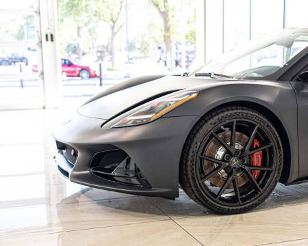 2026 Lotus Emira V6 SE