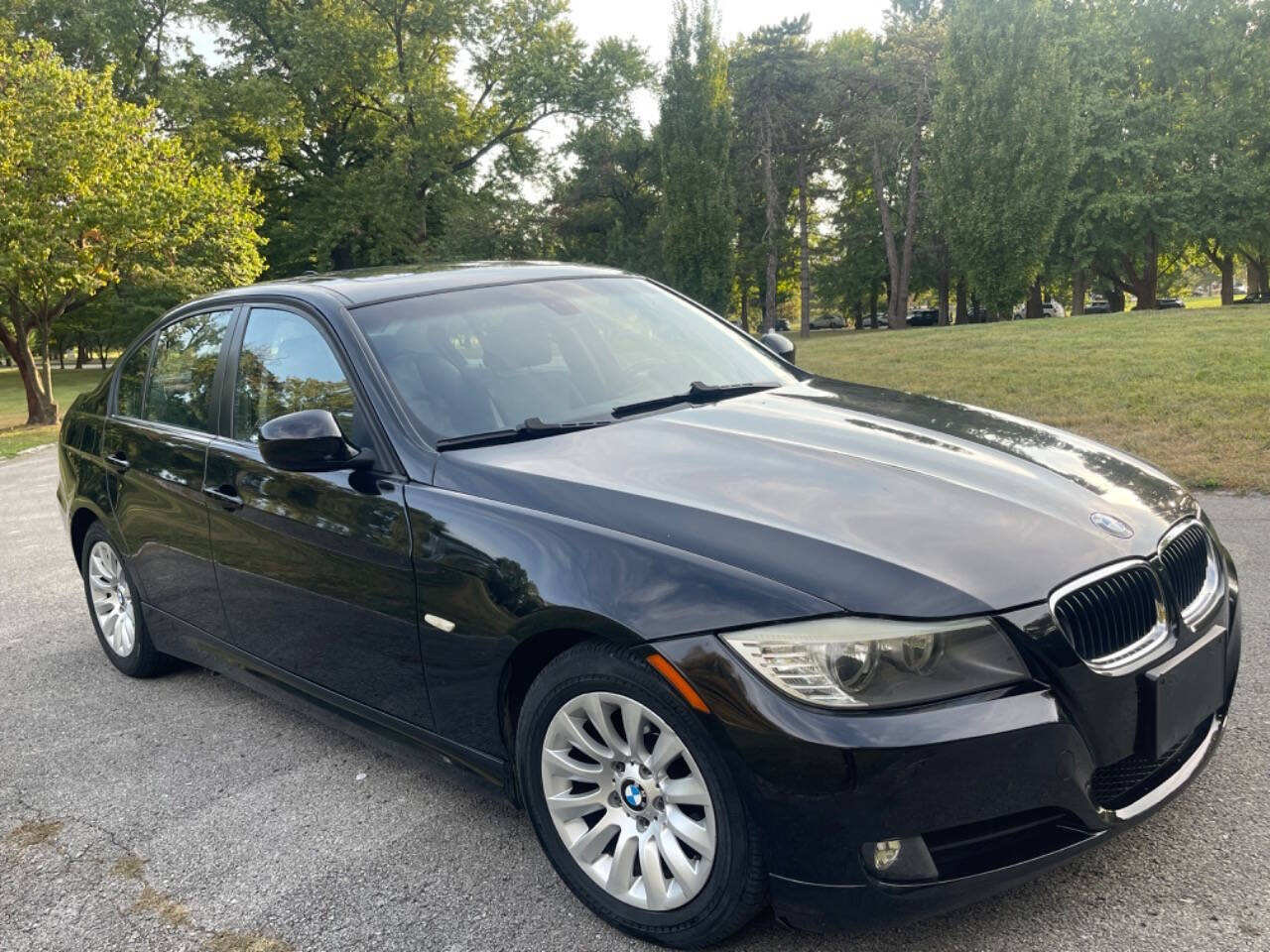 2009 BMW 3 Series for sale at Tower Grove Auto in Saint Louis, MO