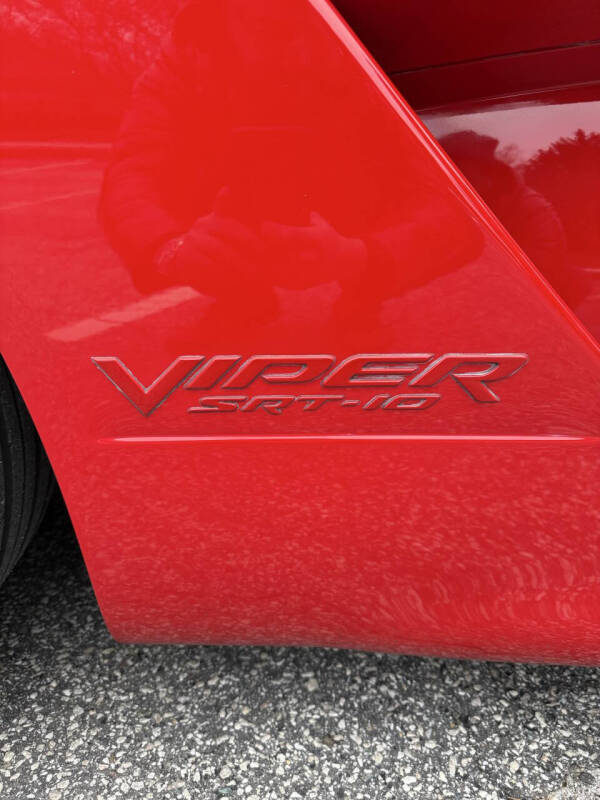 2003 Dodge Viper SRT-10
