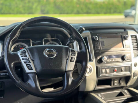 2018 Nissan Titan