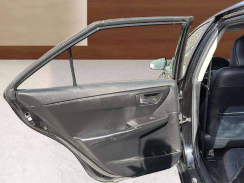 2015 Toyota Camry SE