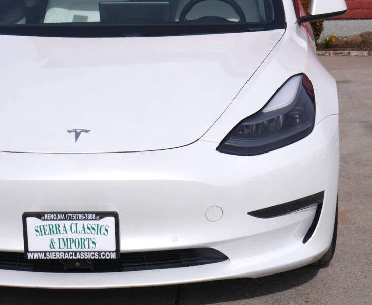 2021 Tesla Model 3 Standard Range Plus