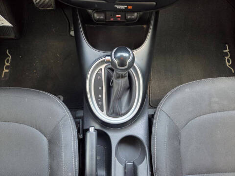 2019 Kia Soul +