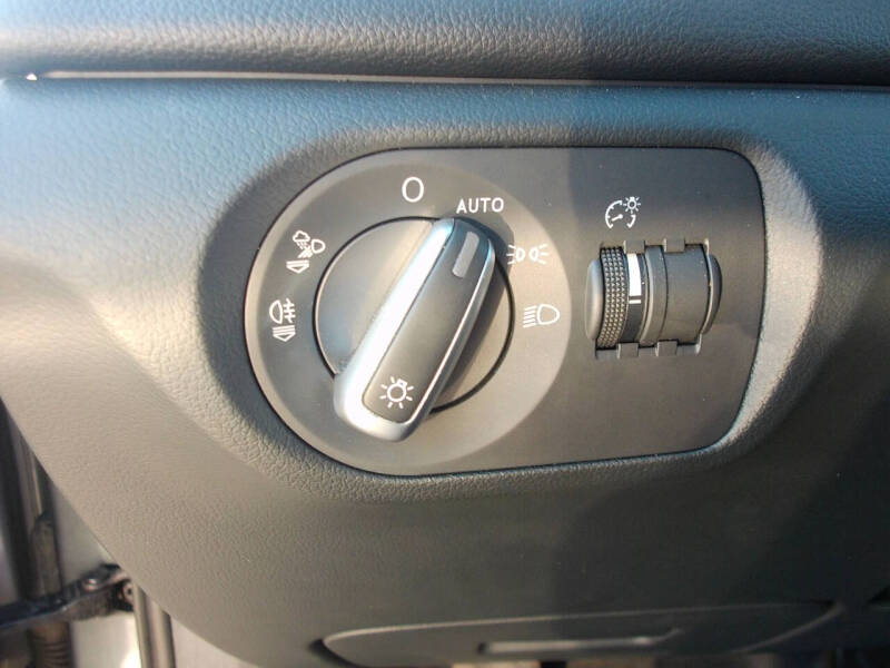 2017 Audi Q3 2.0T Premium