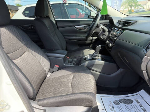 2017 Nissan Rogue SL