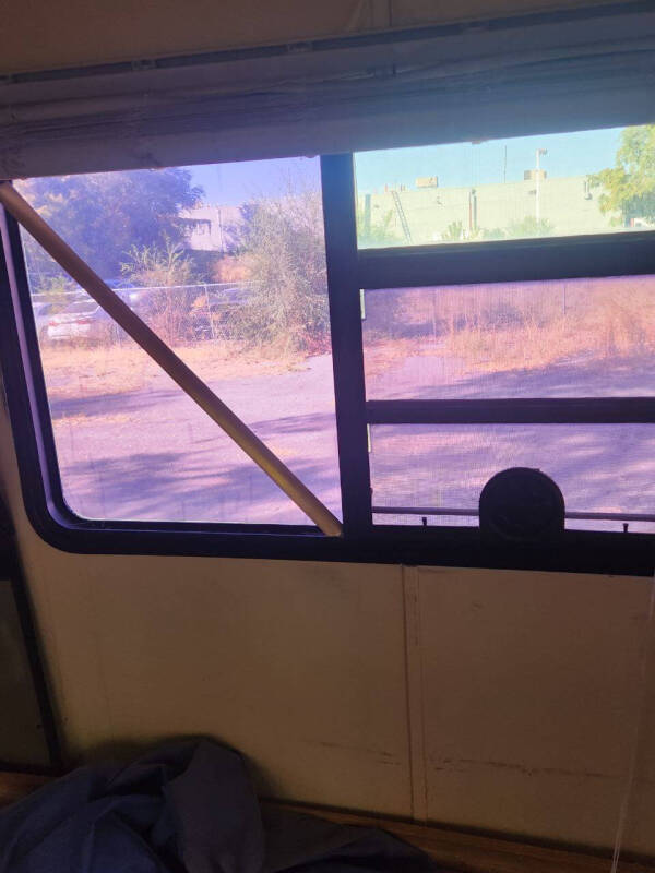 1989 Pace American 37F