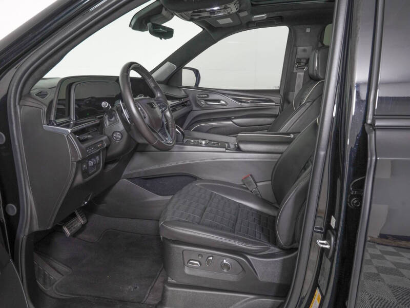 2023 Cadillac Escalade-V